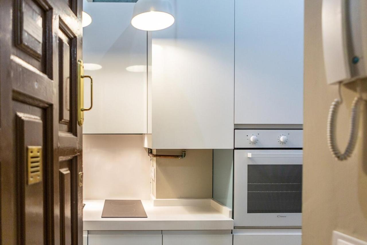 Cosy 2 Bedroom Apartment In Chamberi Мадрид Екстериор снимка